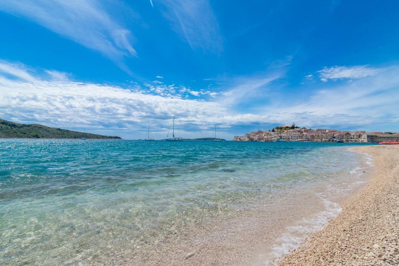 Beachfront Apartments Villa Sisa Primošten Extérieur photo